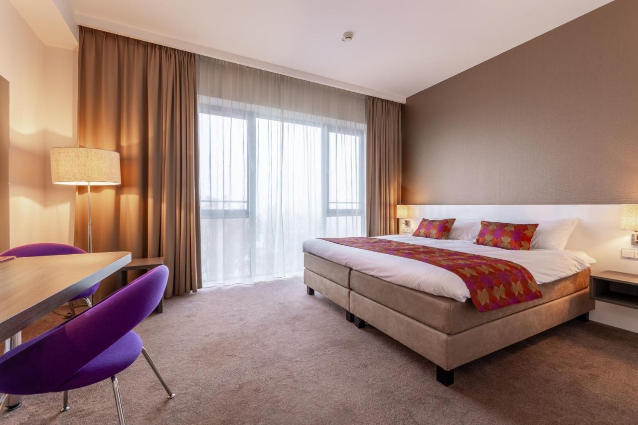 Deluxe Double Room Bath